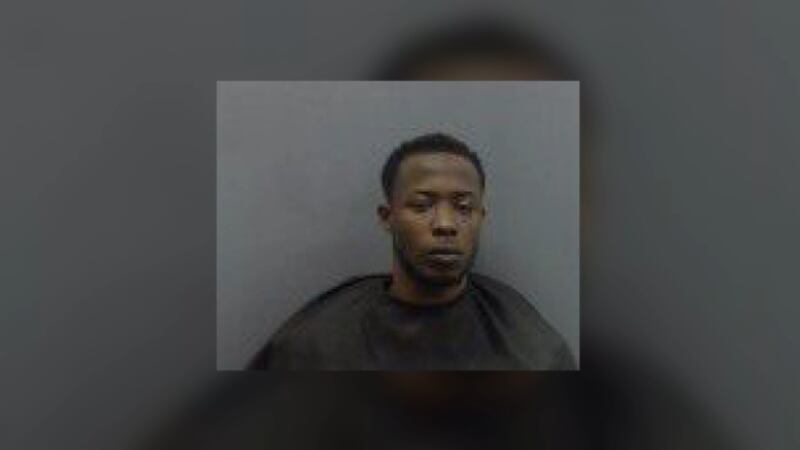 Deadriene Glass, 24, de Oak Grove, Luisiana