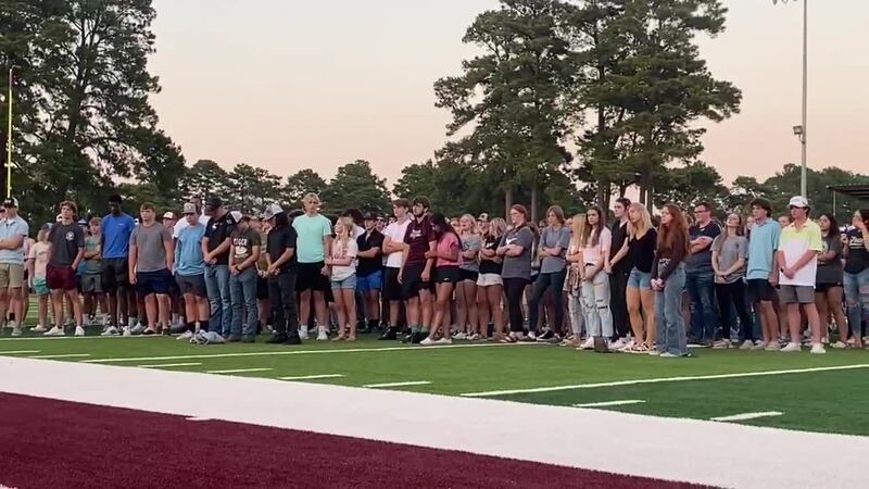 Estudiante de Troup sufre lesion en la cabeza durante partido de futbol americano