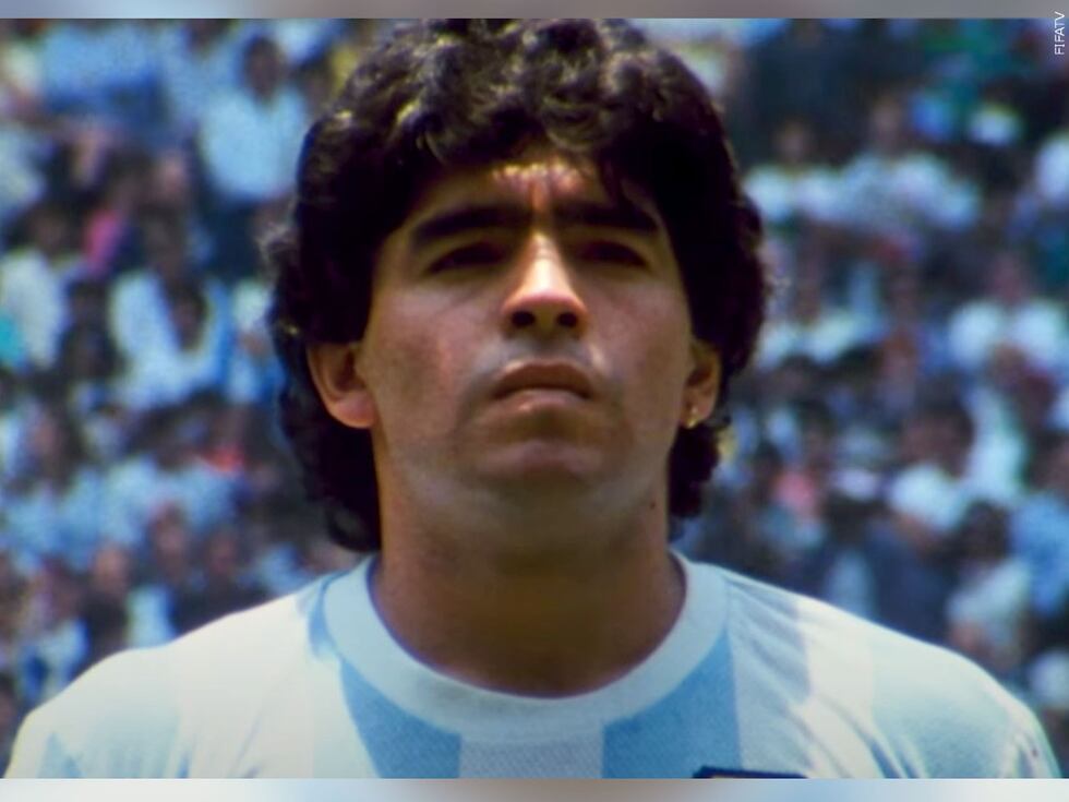 A un año de su muerte, Maradona no descansa en paz